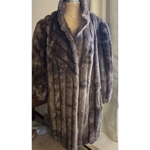 Vintage Outlayers Faux Fur Coat  Lined LG Balloon Sleeve US made glam retro